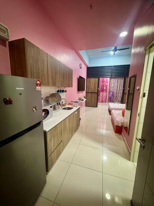 Hello Kitty Homestay - Cameron Highlands - Spacious Studio - Perfect For Families - Sleeps 4 And Baby タナ・ラタ エクステリア 写真