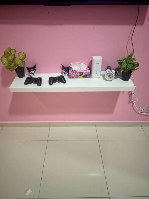 Hello Kitty Homestay - Cameron Highlands - Spacious Studio - Perfect For Families - Sleeps 4 And Baby タナ・ラタ エクステリア 写真