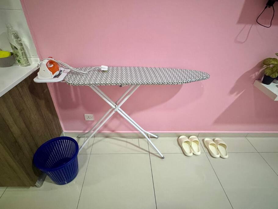 Hello Kitty Homestay - Cameron Highlands - Spacious Studio - Perfect For Families - Sleeps 4 And Baby タナ・ラタ エクステリア 写真